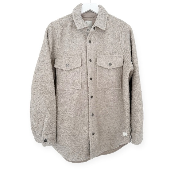 Vuori • Sycamore Sherpa Shirt Jacket Dark Salt Beige - Picture 2 of 14